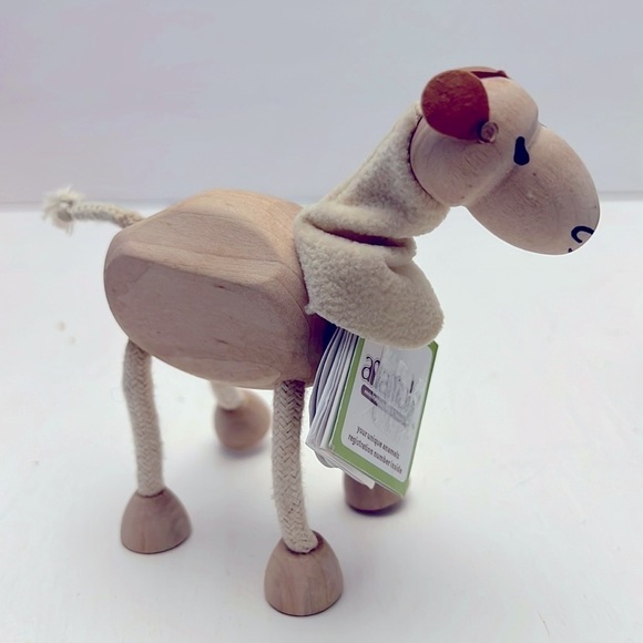 AnamalZ Camel Poseable Wood Wooden Figure 10cm Preschool Steiner - Picture 1 of 7